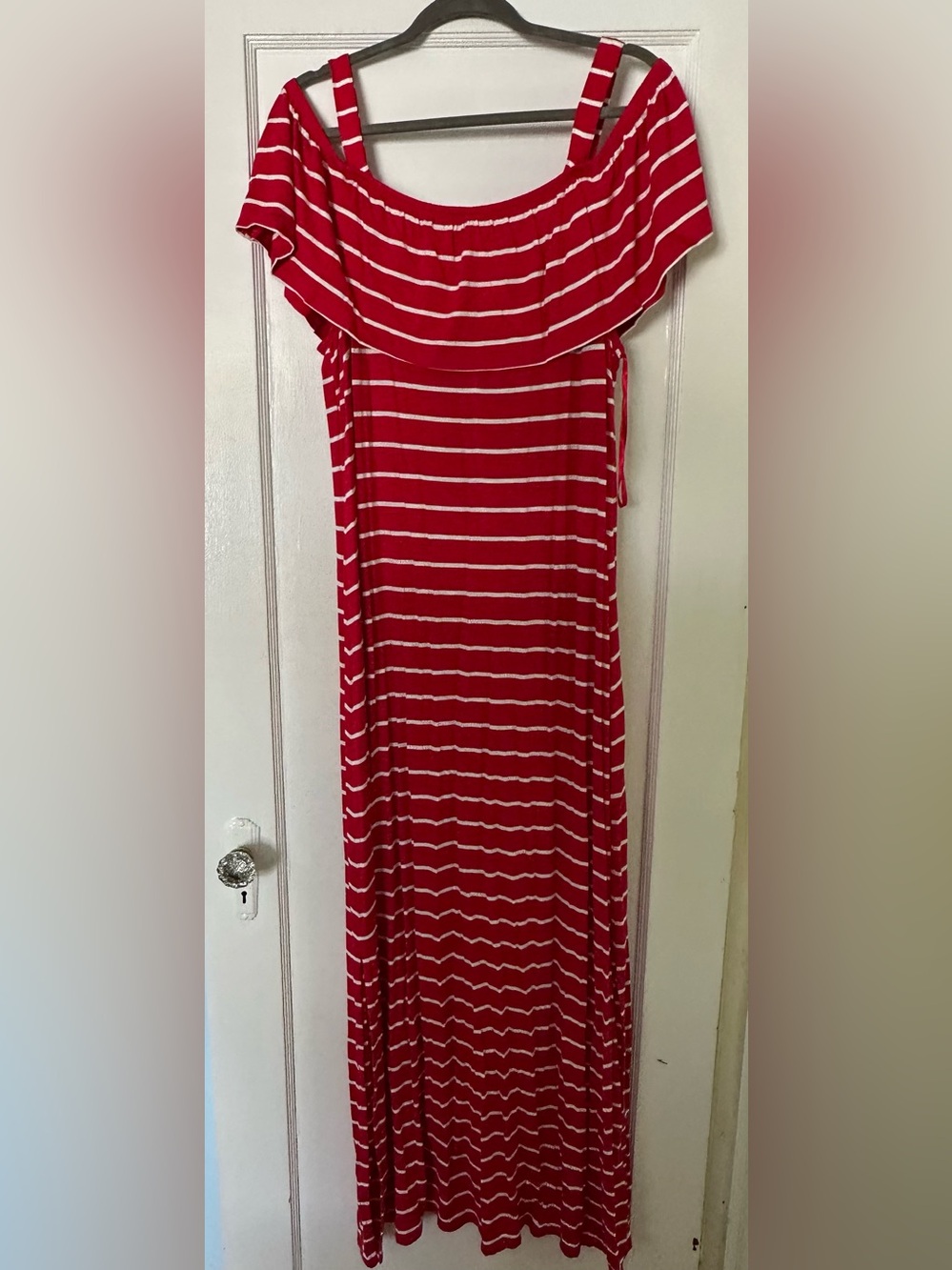 Westport Red and White Striped Off-Shoulder Maxi Dress - Size XL